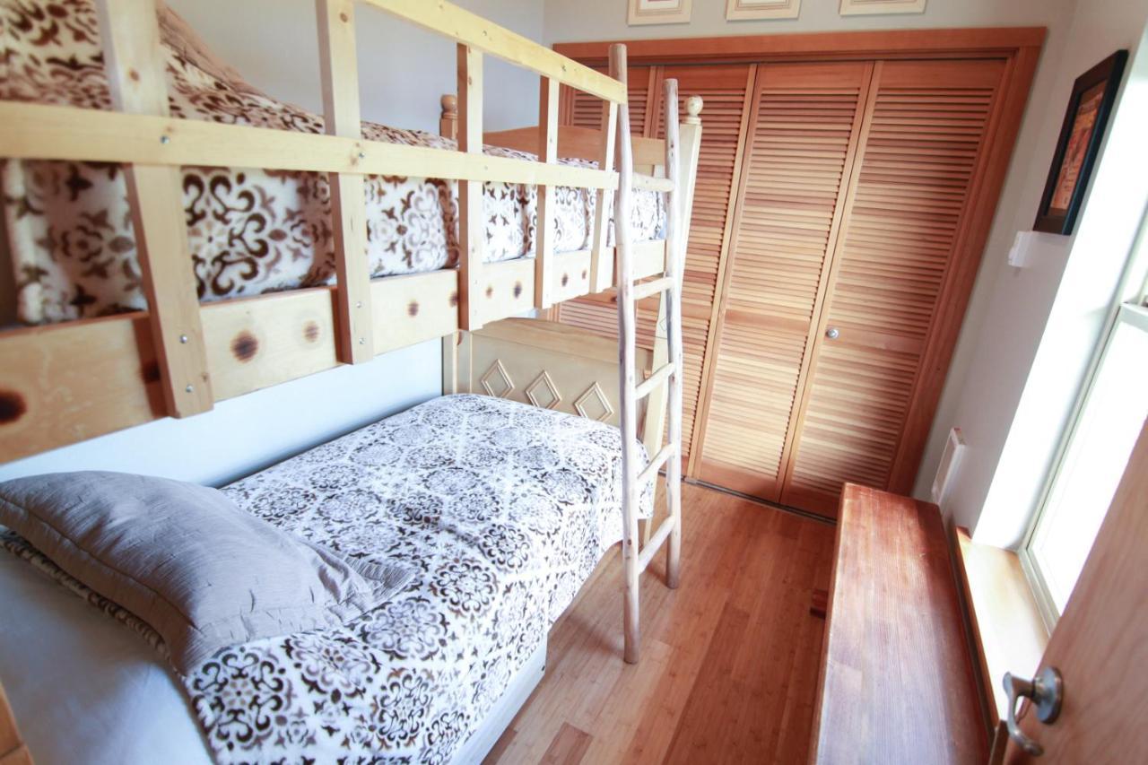 Parker Landing Hotel อัสตอเรีย ภายนอก รูปภาพ